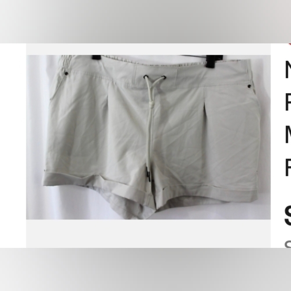 Mondetta Light Gray Drawstring Athletic Shorts